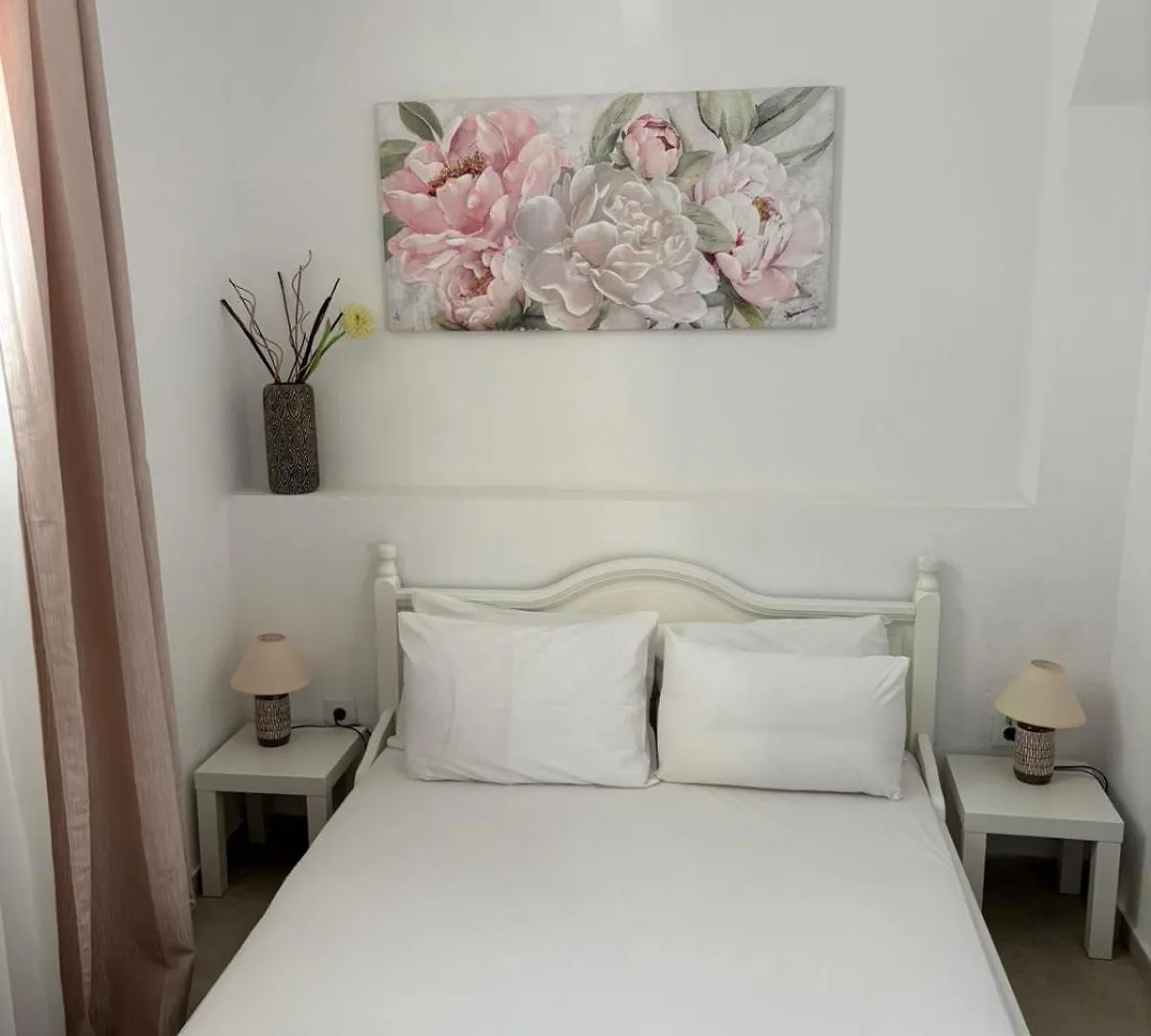 לריסוס Astri Villa